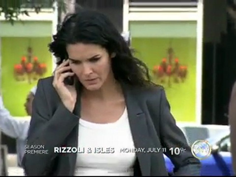 Angie-Harmon-on-Jane-Rizzoli