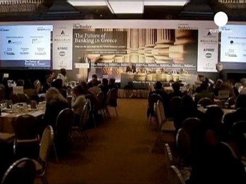 IMF open to extending terms on official Greek loans