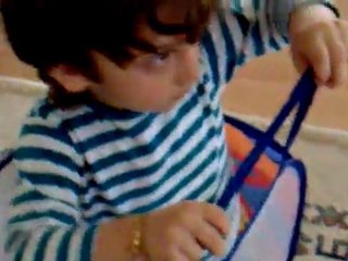 Çınar Caillou kozasında :P