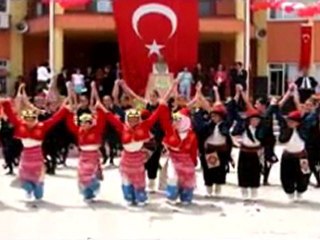 Kemal Kiliçdaroglu'nun bas rolda oynadigi yeni süper klibi!