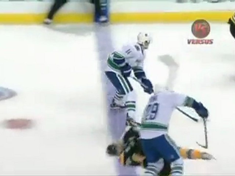 Bruins Lose Horton, Crush Canucks