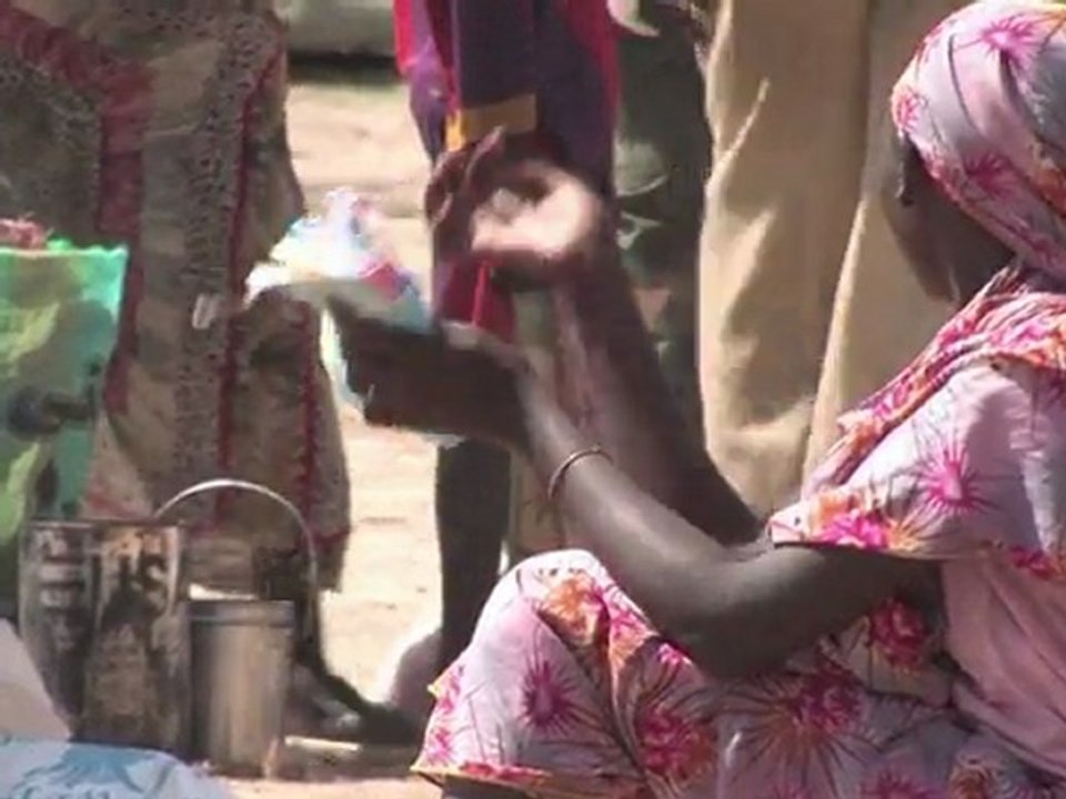 Fighting in Sudan forces thousands into refugee camps