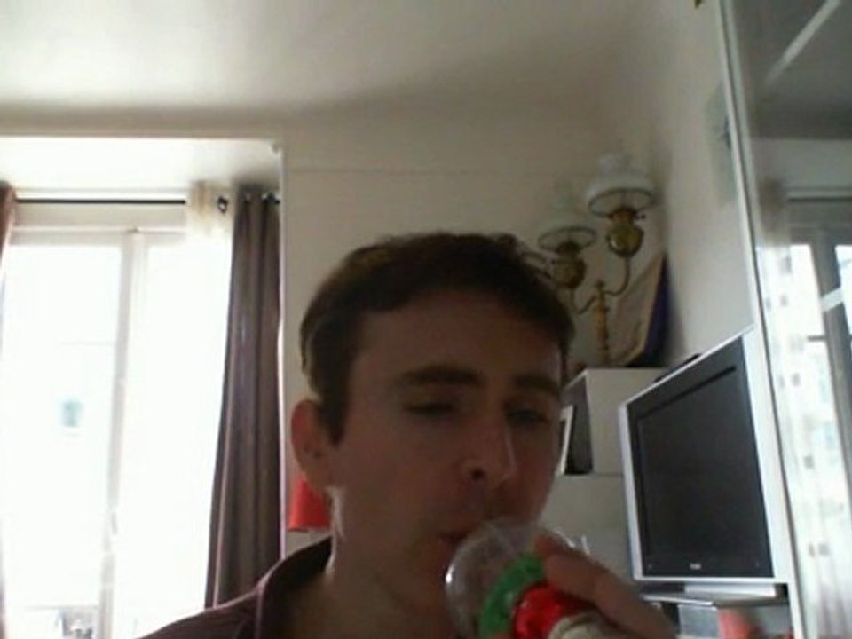 Wiwi égratigne "keep it on the red light"