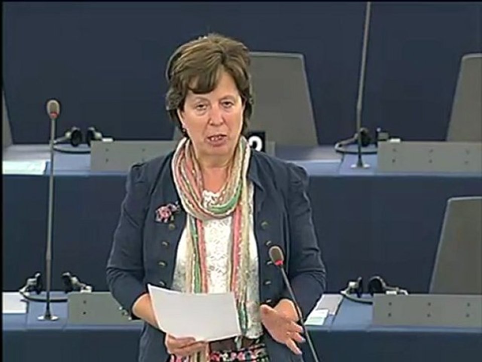 Diana Wallis on contract law for consumers and businesses