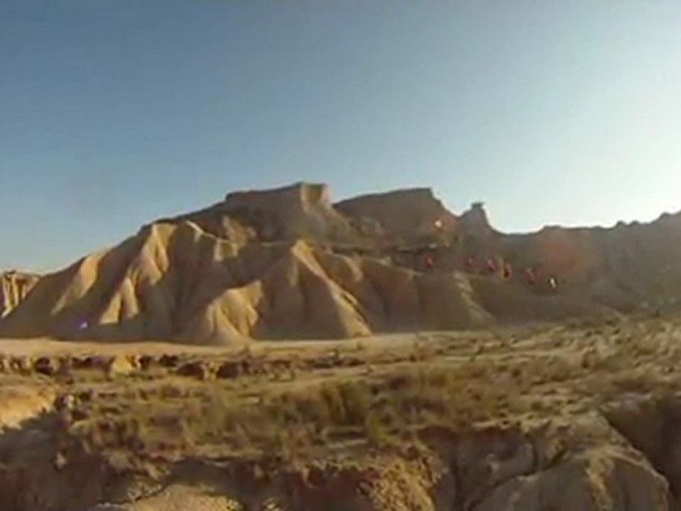LEMUR CAMP dans les BARDENAS : TRAIL IS A GAME avec la LEMUR TEAM