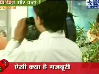 From The Sets Of  "Chaand Chhupa Baadal Mein"