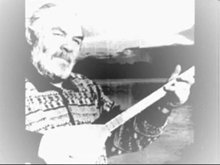 Musa Eroğlu - Sen Çamlı Dağlarda Ağaran Şafak