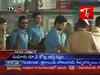 India and Australia Teams Arrive in Hyderabad For 5th ODI