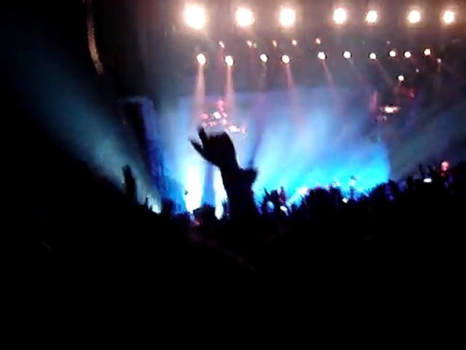 System of a Down - Chop Suey live Bercy 06/06/11