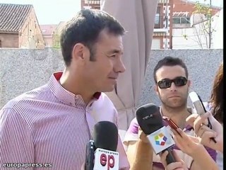 Tomás Gómez visita la localidad de El Álamo