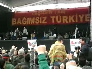 Download Video: Grup Yorum Tam Bağımsız Türkiye Konseri - Gündoğdu