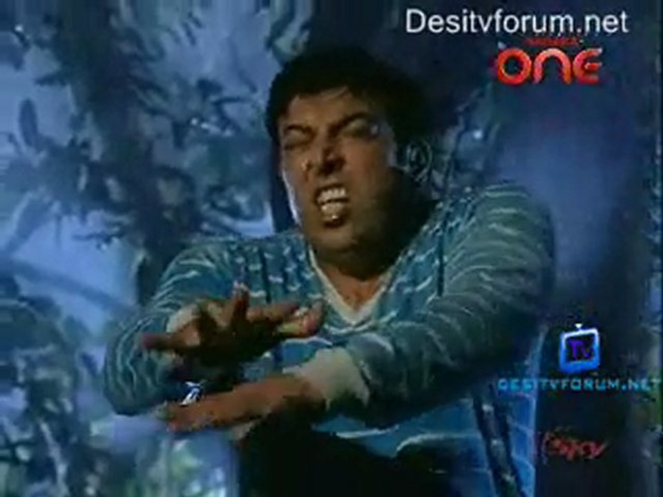 Kaala Saaya [Episode 89] - 8th June 2011 Watch Online Video pt4