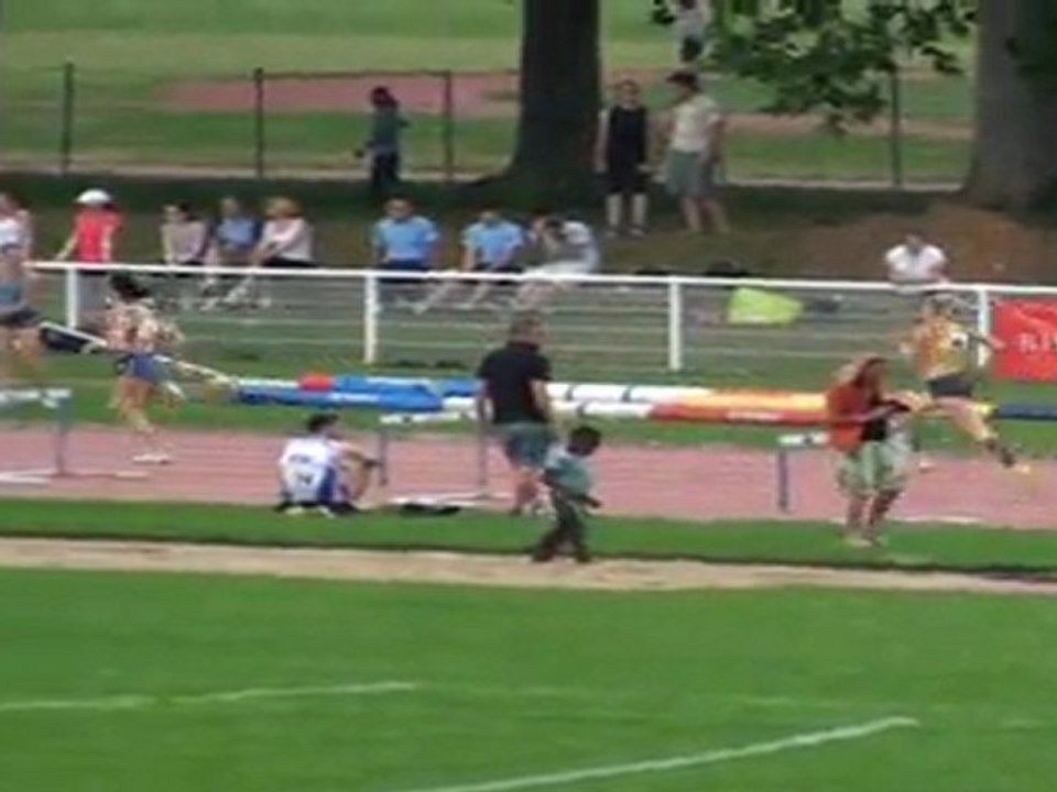 Léopoldine GEBLER - 400m haies (76cm) - 67"32 - Interclubs 2nd tour