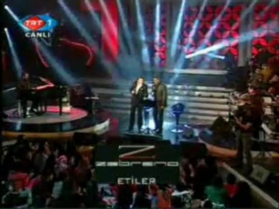 Özcan Deniz&Ahmet Özhan-Ağlama Değmez Hayat-İki Renk