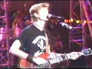 2. The Sun always shineson tv at  Rock in Rio II