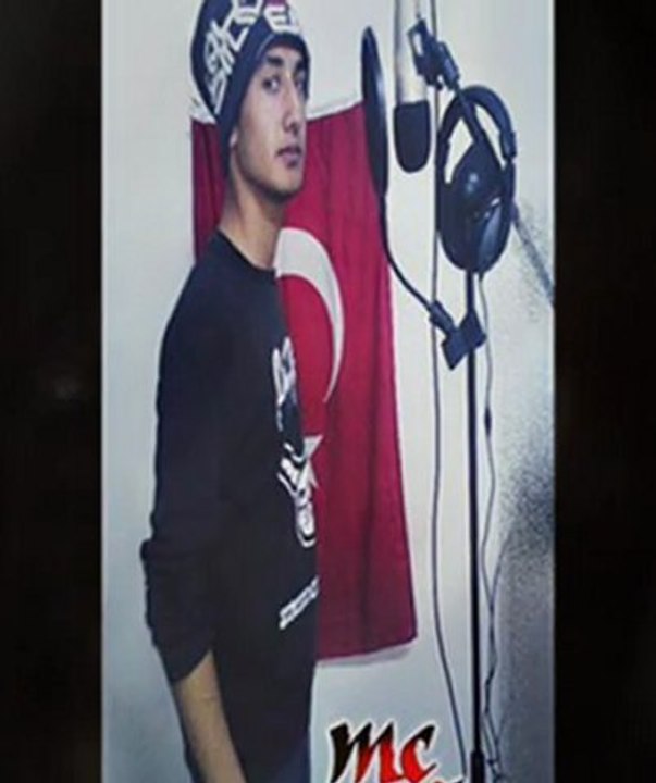 Mc AsiL Ft Miss Cansu-m Karardı Dünyam