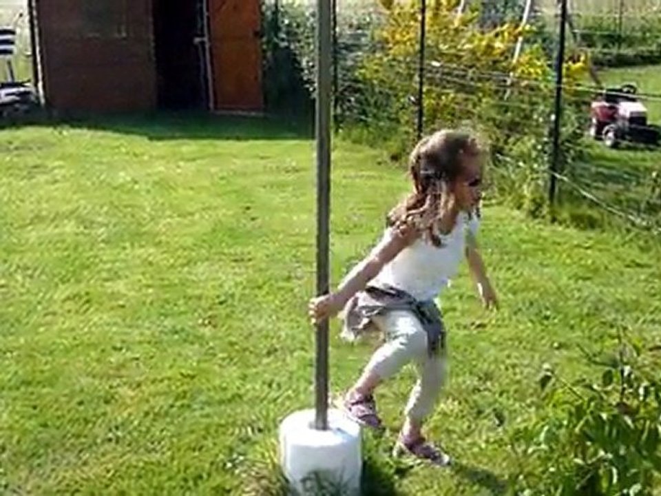 Future danseuse de lap dance!