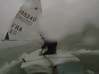 laser radial dans la  brise au vent arrière
