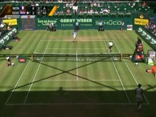 Halle - Monfils facile su Dodig