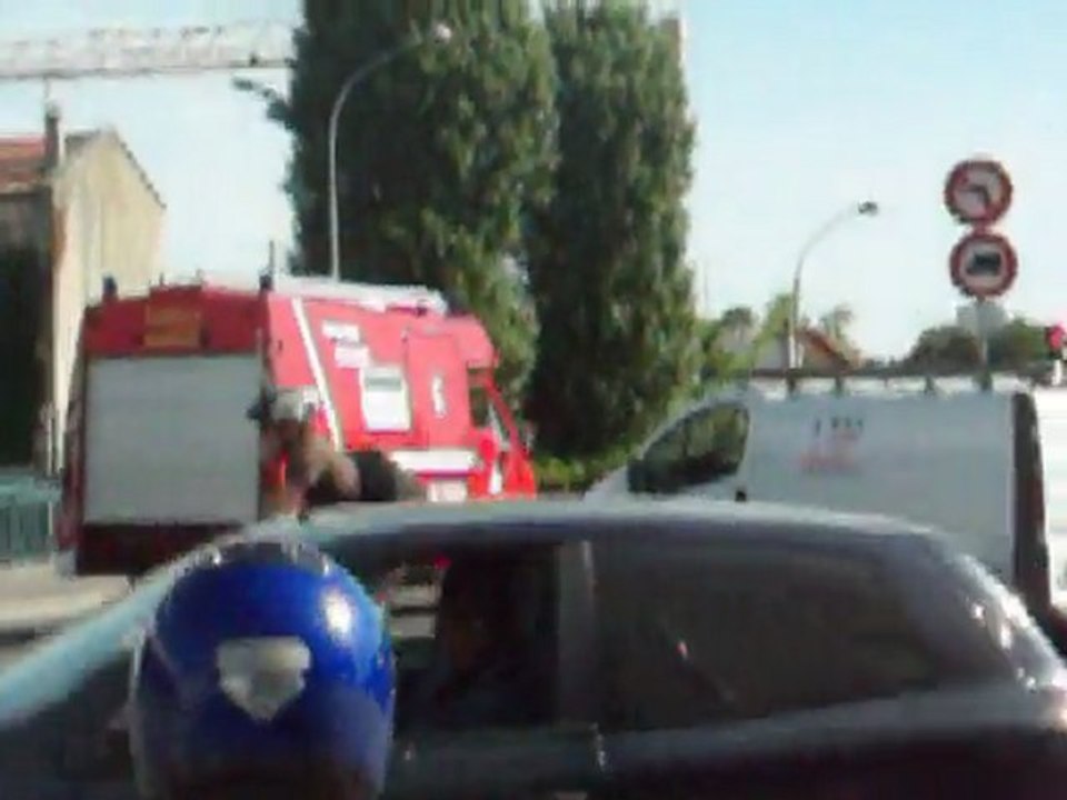 bspp départ ps 2G vincennes ( 94 ) " pour feu "