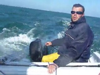 Astus 22 navs en famille, petite brise en baie de quiberon ...