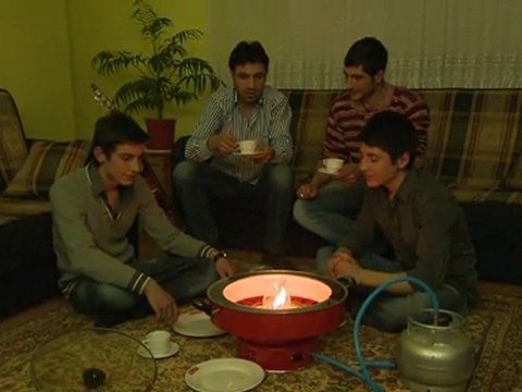 Elektrikmi kesildi ? mum aramaya son...( Olimpist Komple Mutfak )