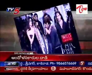 Deepika Padukone's catwalk at Wills India Fashion Week