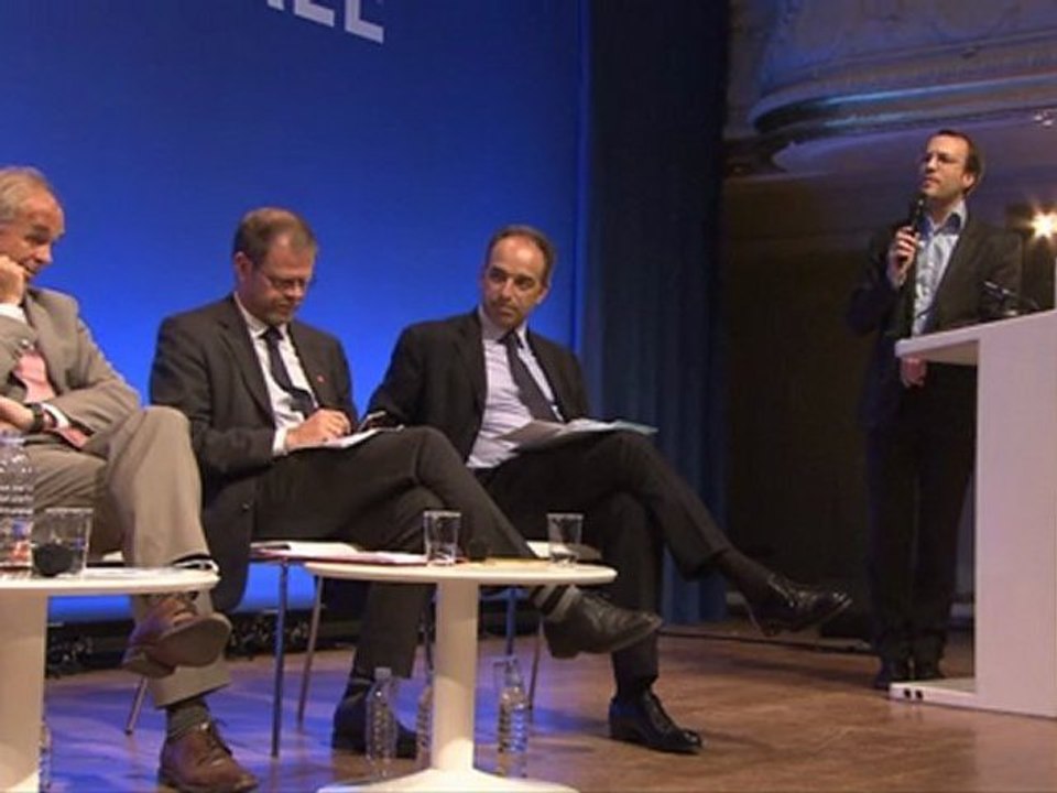 UMP - Justice Sociale.- « Nous devons améliorer le dilaogue social »