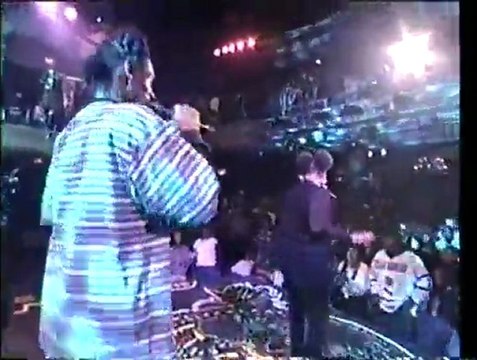 Lady of Rage & Snoop Dogg Afro Puffs Live @ Apollo Comedy Hour, Apollo Theatre, Harlem, NY, 06-12-1995 Pt.2