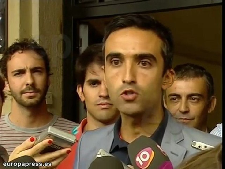 Los avales dan ventaja a Tomás Gómez