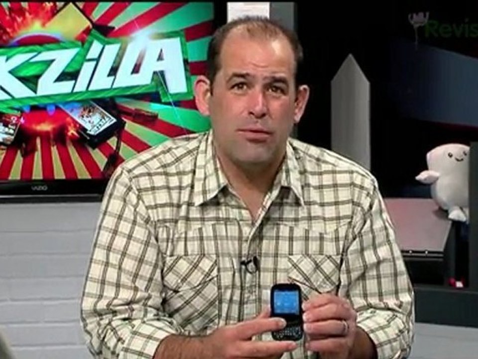 New Xbox 360 Games, Best OS X Lion & iOS 5 Features! AT&T Veer 4G Reviewed, Blip Festival 2011, Get The Bad Smell Out of Your Computer, and more! - Tekzilla