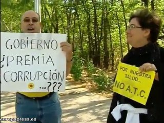 Protesta contra ATC frente a La Moncloa
