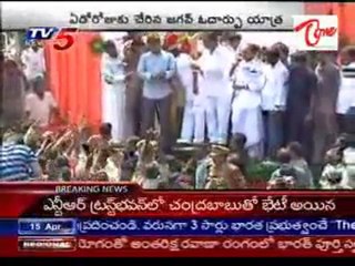 YS Jagan Odarpu Yatra Continue in Khammam District