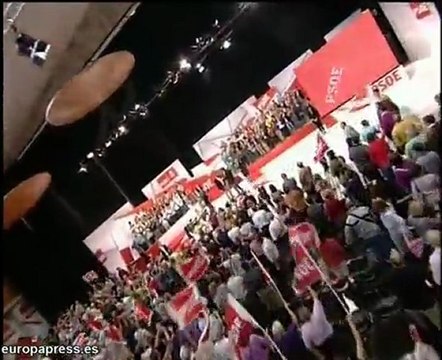 Zapatero se reúne con militantes en Zaragoza