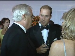 Kate & Wills: Kate rocks designer gown