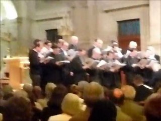 Paris 2011 - Eglise Saint François Xavier : Nos prêtres chantent la Résurrection !