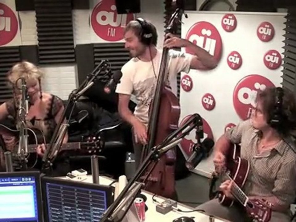 Nadeah - Odile - Session Acoustique OÜI FM