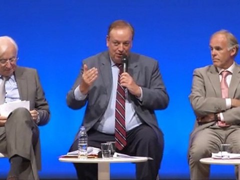 UMP - Justice Sociale.- Seule, la droite a mis en place l'économie sociale et solidaire