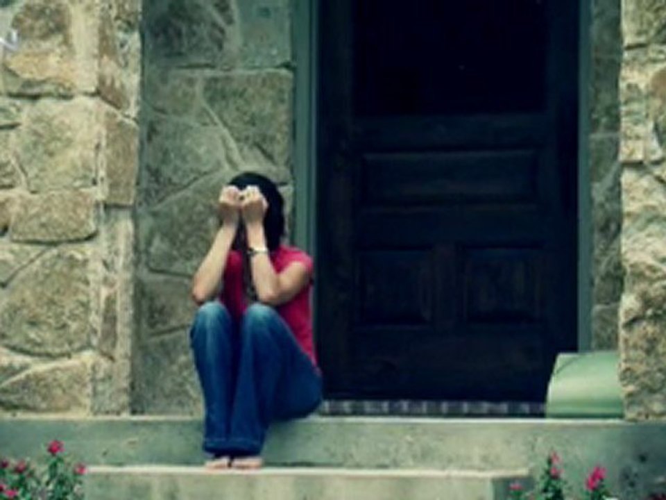 Amy Woods: Hiding Her Bulimia - CBN.com