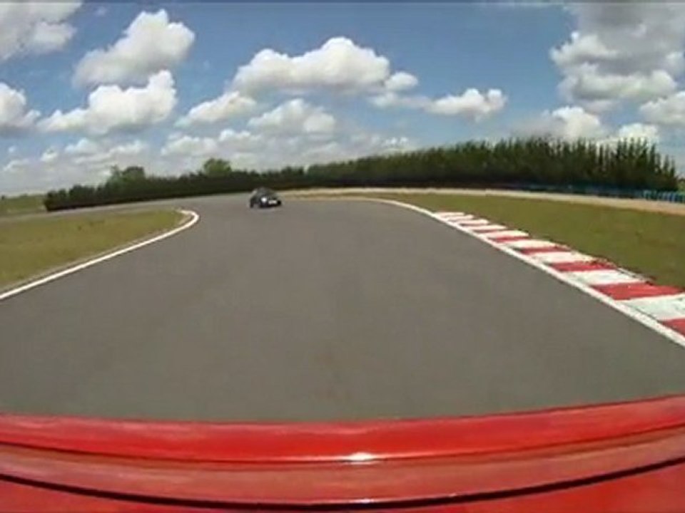 romain93 2 tours avec petitjean circuit club magny court 05 06 2011