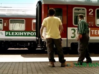 Žel.st. Ba-Petržalka: Reklama banky (leto 2011)