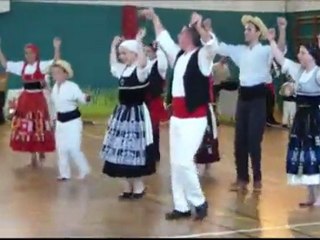 Festival folclorico em Paris XIII