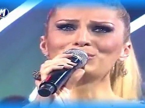 Melda Kuyucu Kılıç - Kalplerden Dudaklara yükselen sesi dinle.HD