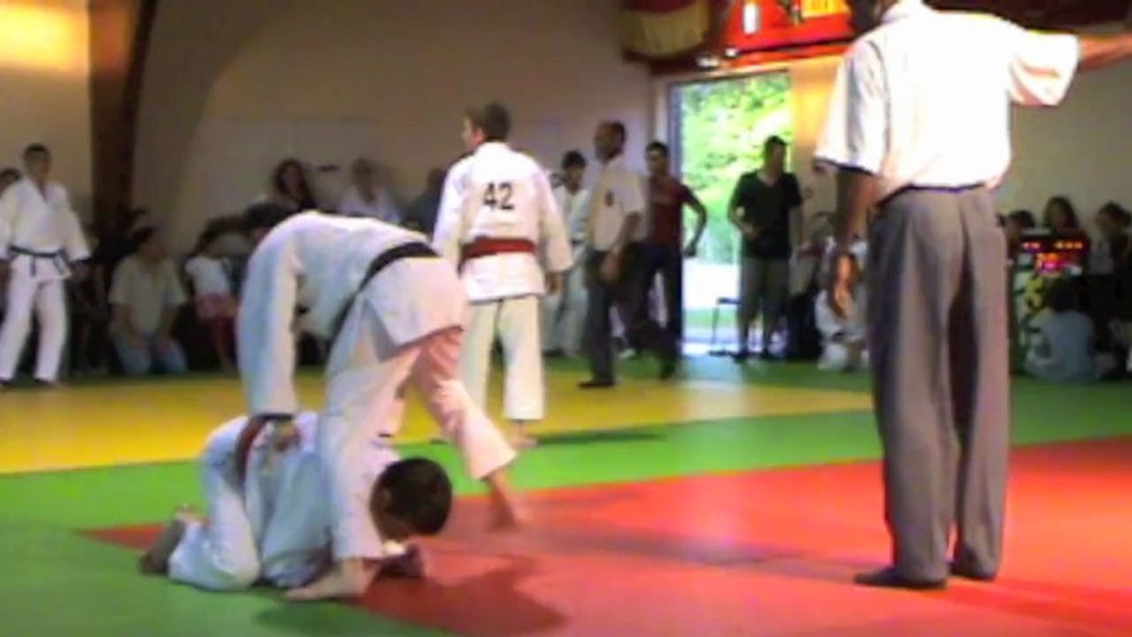 THOMAS tournoi international des ours de Grisolles 2011