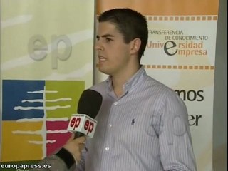 Dos hermanos utilizan nuevos materiales para piragüismo