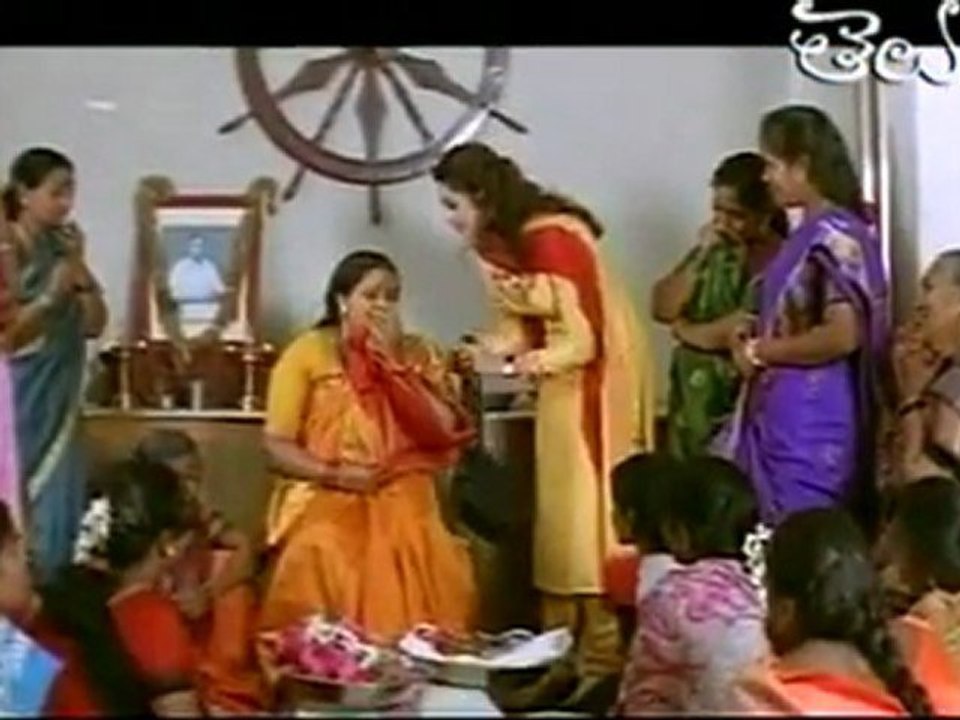 Ravi Teja  and Meena in Ammai Kosam