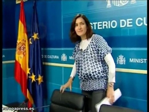 Políticos y intelectuales felicitan a Llosa