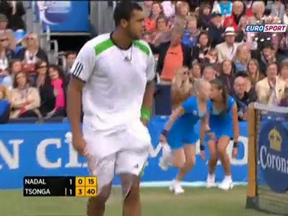 Tsonga Nadal'ı eledi