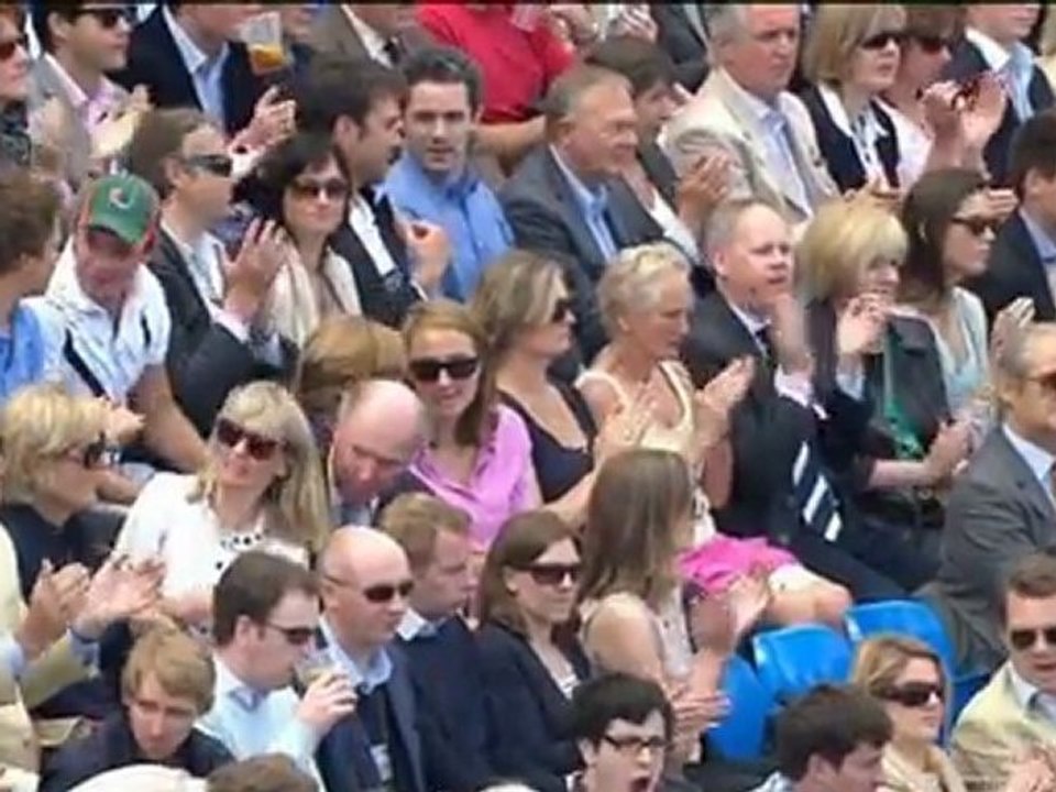 Queens - Roddick steht im Halbfinale