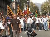 Unas 300 personas marchan contra el paro